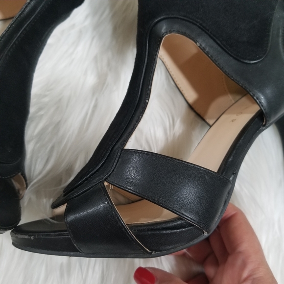 METAPHOR Open Toe Bow Heels Cut On The Black Sides, SIZE 8M, Zipper closure. - Picture 6 of 17